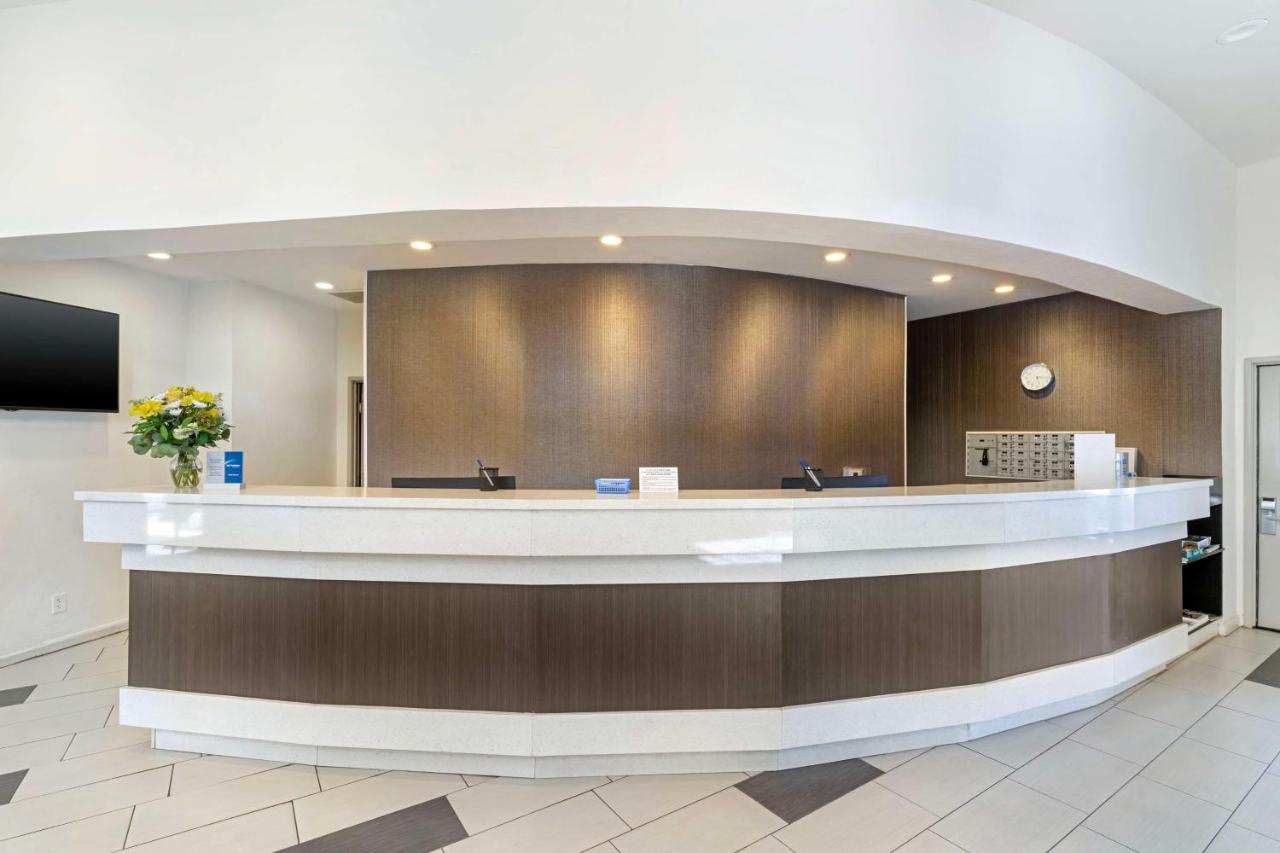  | Best Western Posada Royale Hotel & Suites