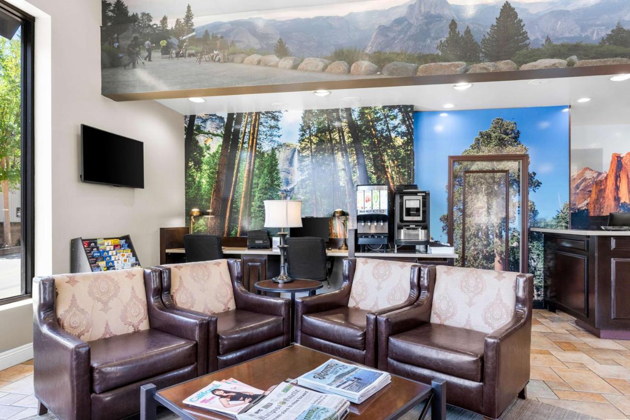 | Best Western Plus Yosemite Way Station