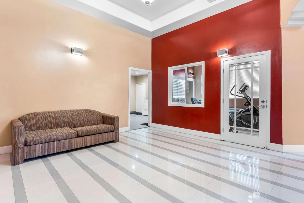 | Best Western Plus Yosemite Way Station