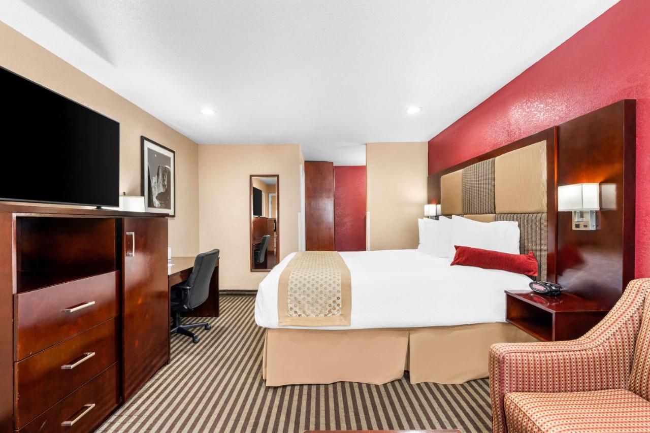 | Best Western Plus Yosemite Way Station