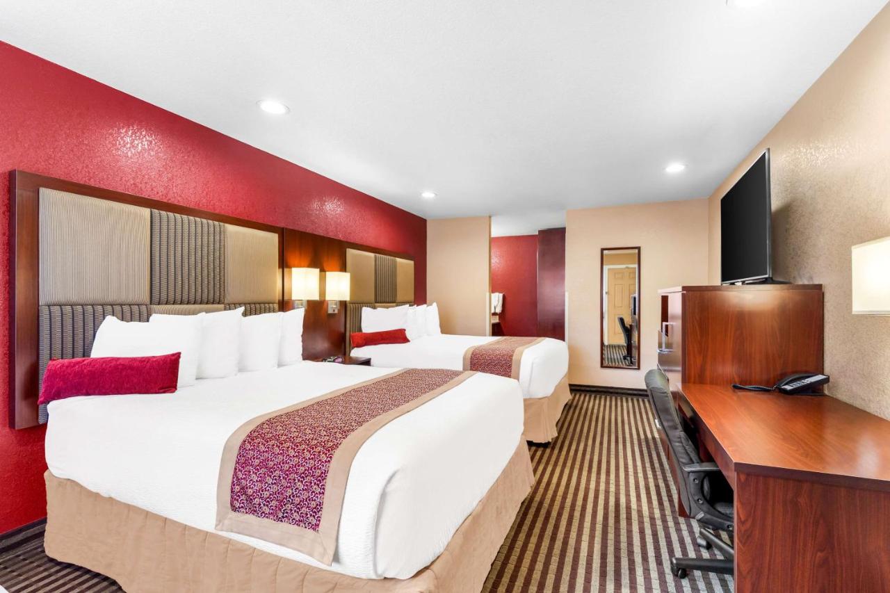 | Best Western Plus Yosemite Way Station