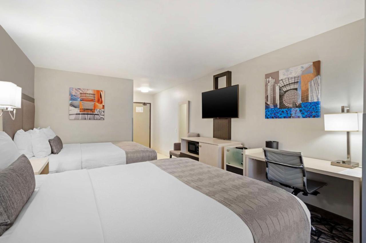 Queen Room with Two Queen Beds at Best Western Morton Inn