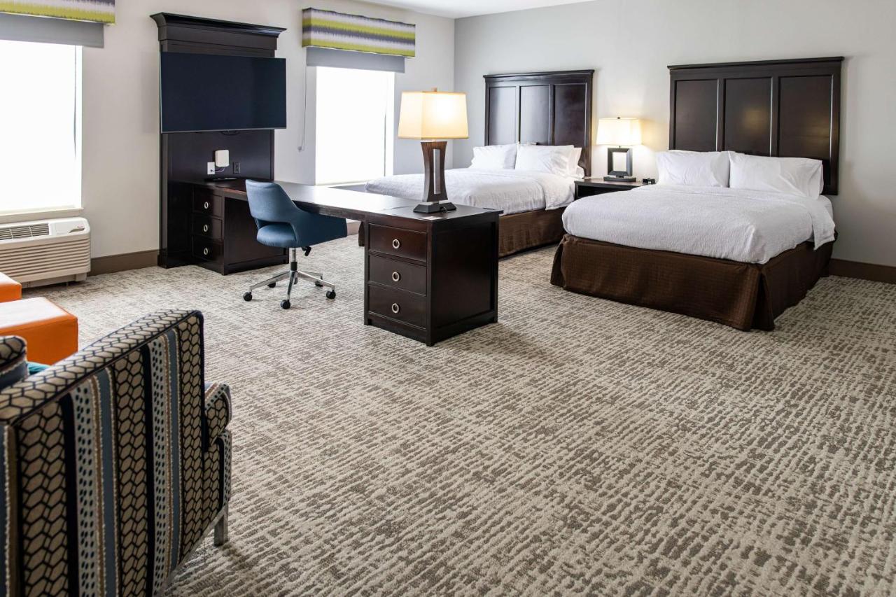 Two Queen Bed Studio at Hampton Inn & Suites Effingham