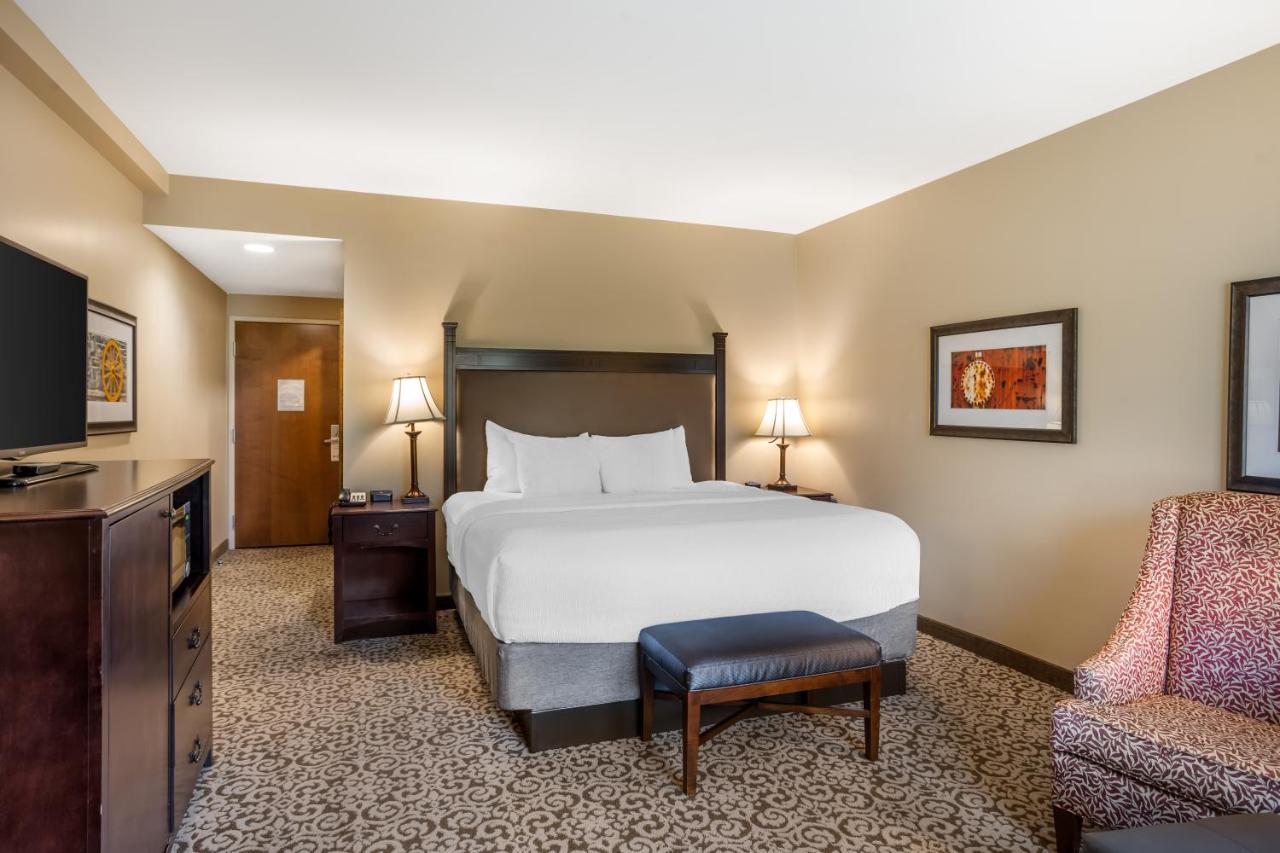 | Best Western Plus Intercourse Village Inn
