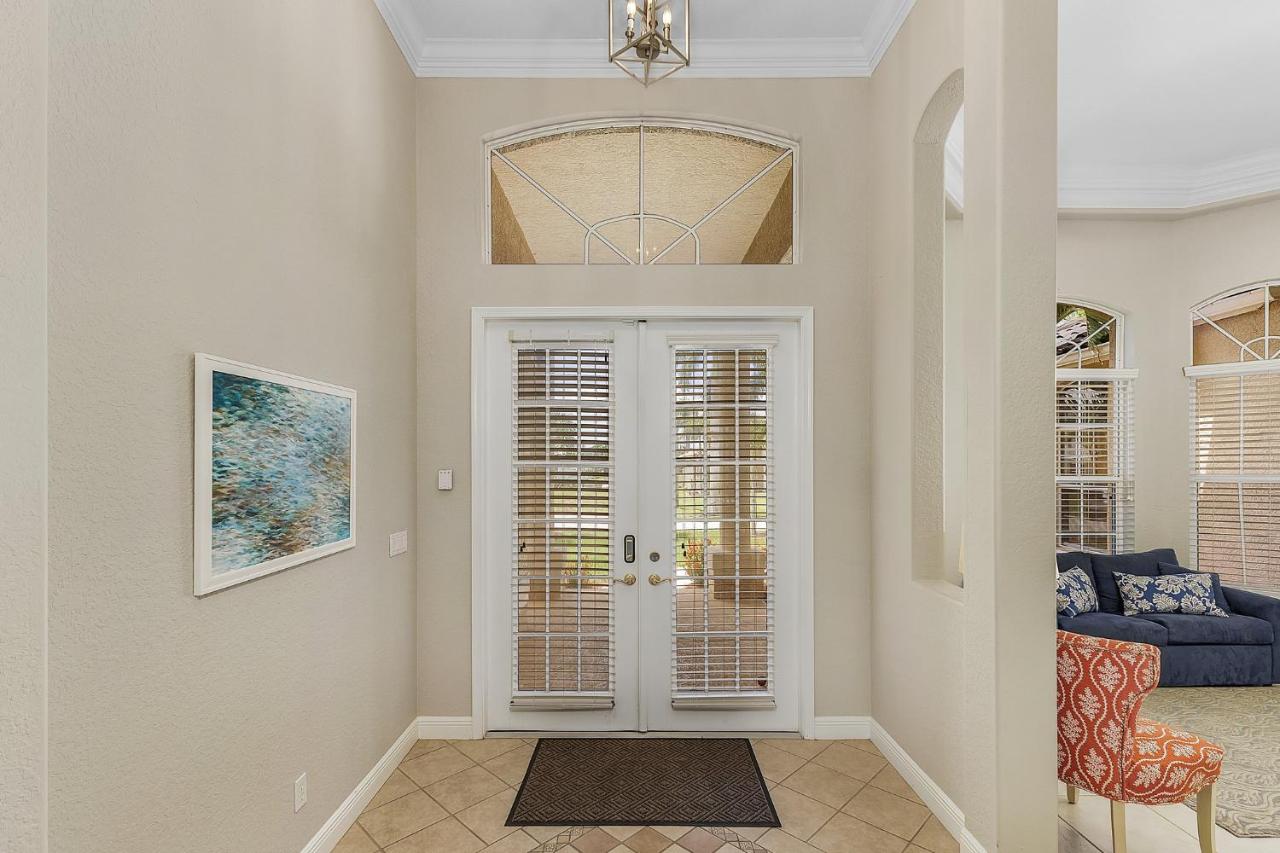 | Waterfront Villa Ocean Drive ID1431