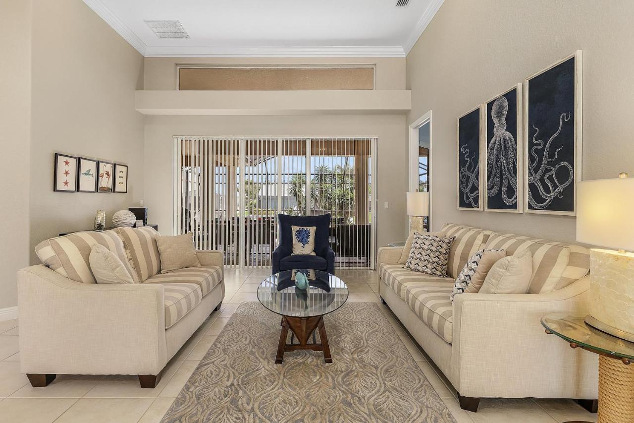 | Waterfront Villa Ocean Drive ID1431