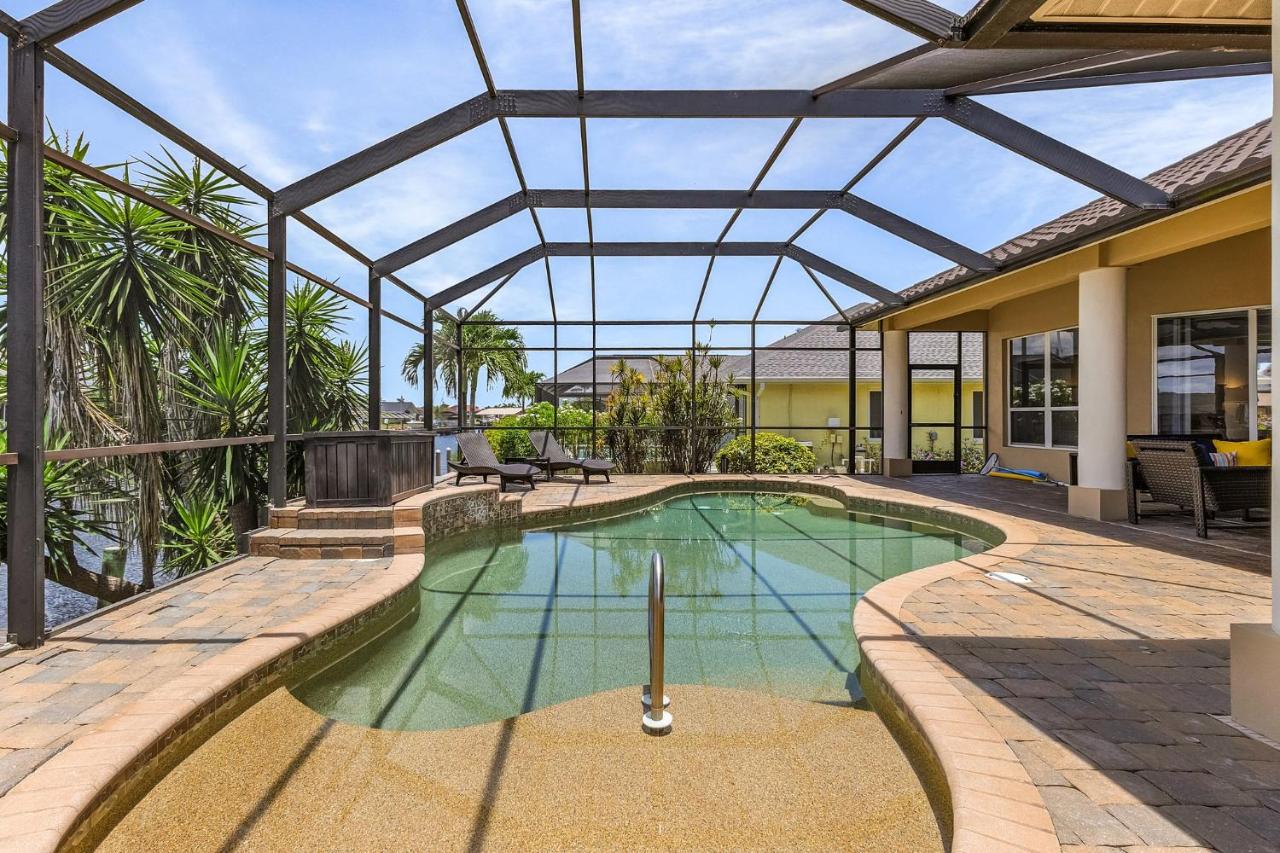 | Waterfront Villa Ocean Drive ID1431