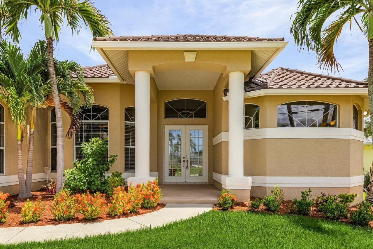 | Waterfront Villa Ocean Drive ID1431