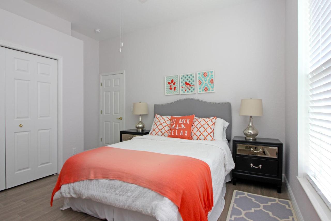 | Waterfront Villa Ocean Drive ID1431