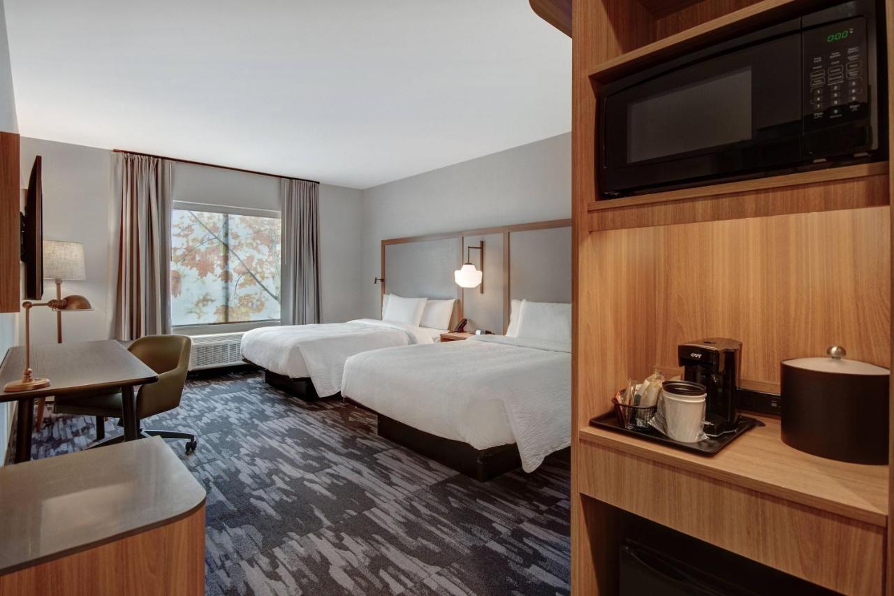 | Fairfield by Marriott Inn & Suites Rochester Hills