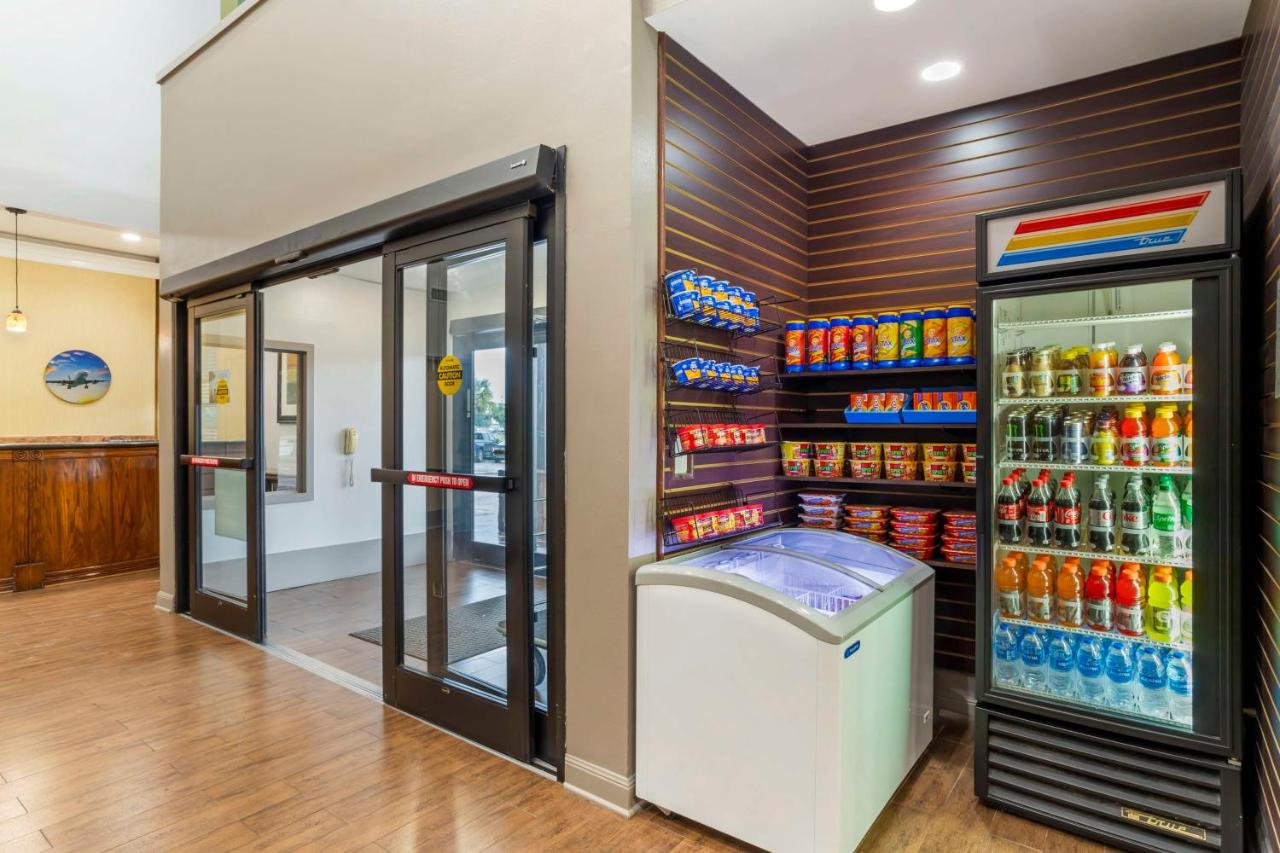  | Best Western Plus Hobby Airport Inn & Suites
