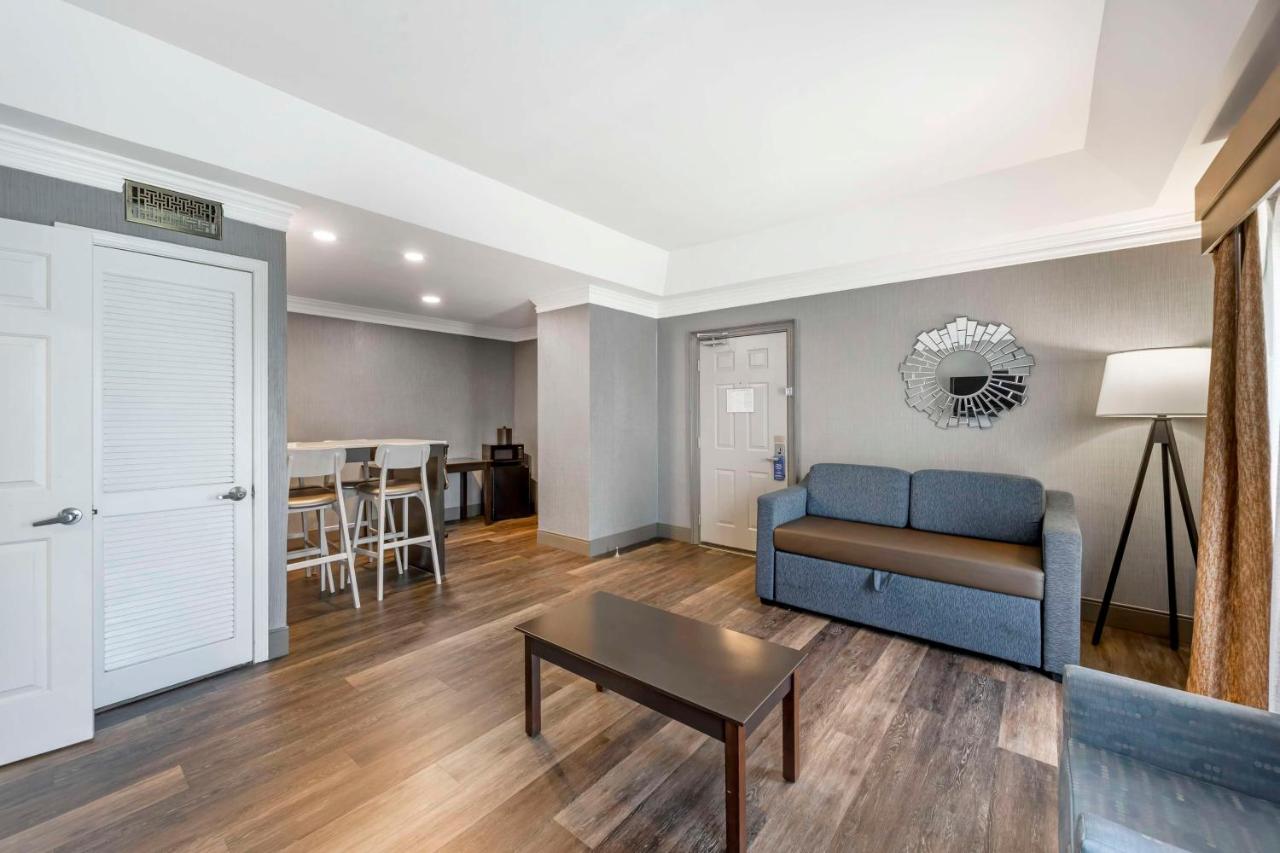  | Best Western Brentwood
