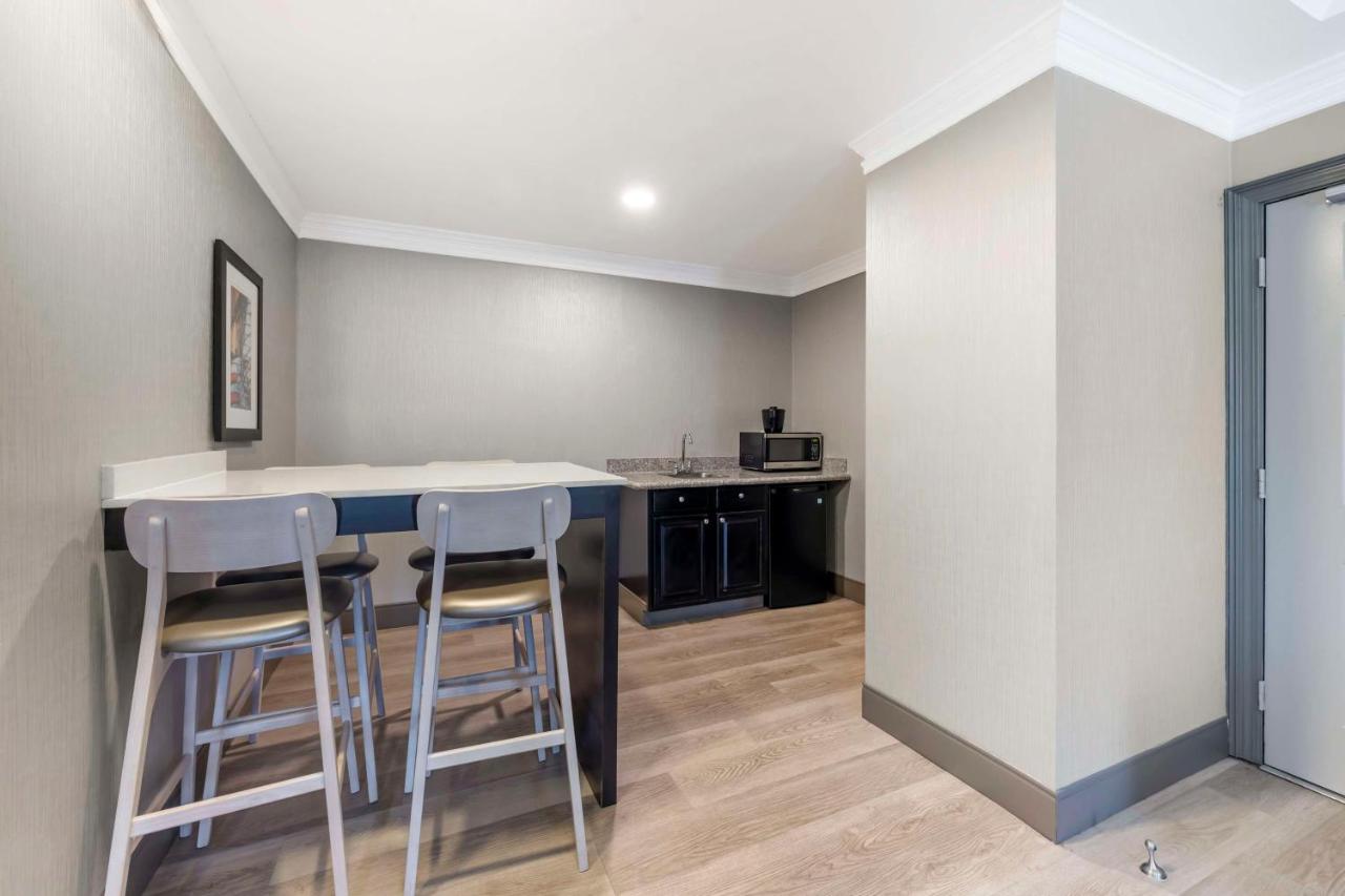 | Best Western Brentwood