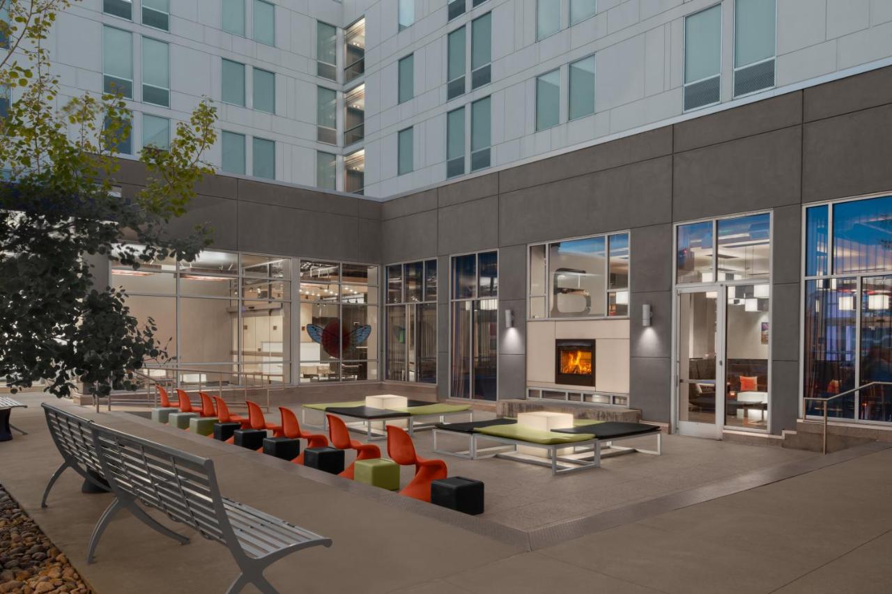 | Aloft Broomfield Denver