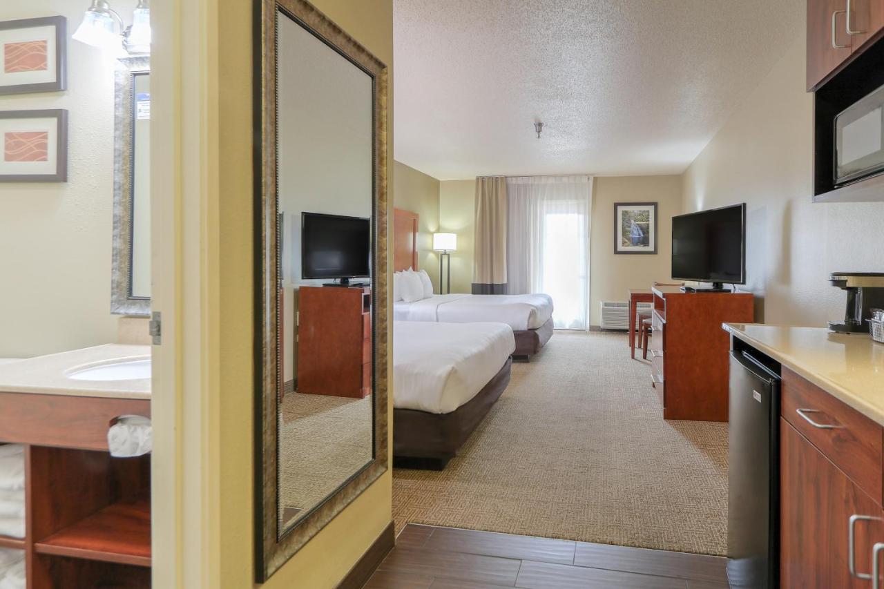 Room #49170307 at Comfort Inn & Suites At Dollywood Lane