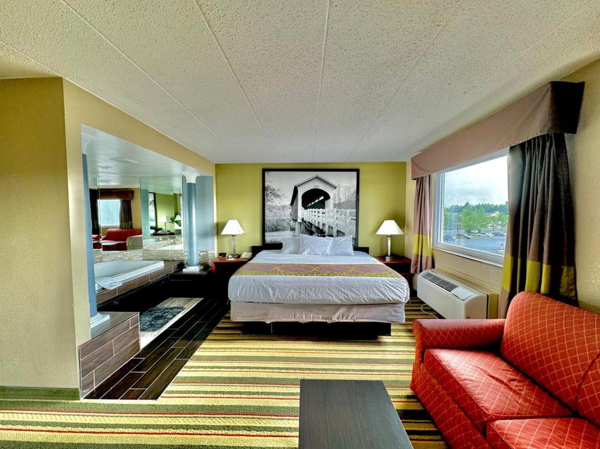 Deluxe King Studio Suite - Non-Smoking at Super 8 by Wyndham Frederick