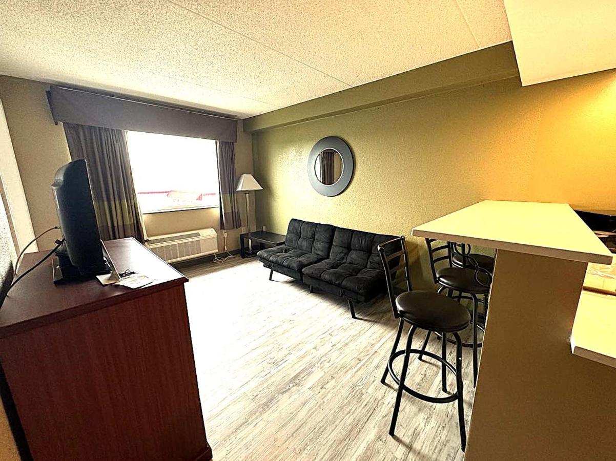 Queen Room with Kitchenette - Non-Smoking at Super 8 by Wyndham Frederick