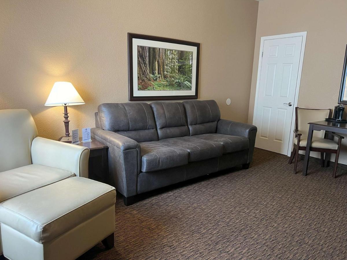  | Best Western Country Inn