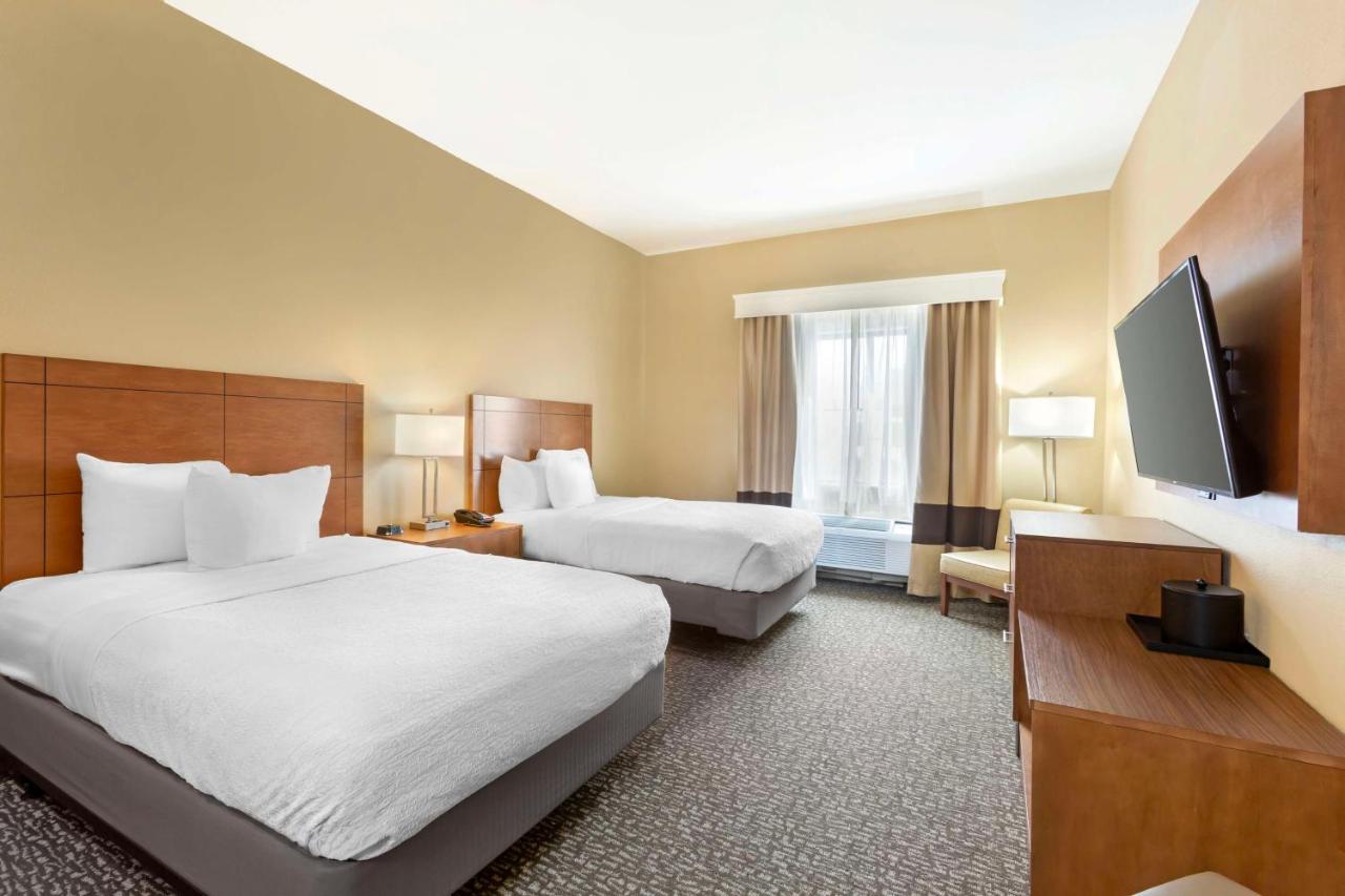 Suite with One King Bed and Two Double Beds at Best Western Plus Surprise-Phoenix NW
