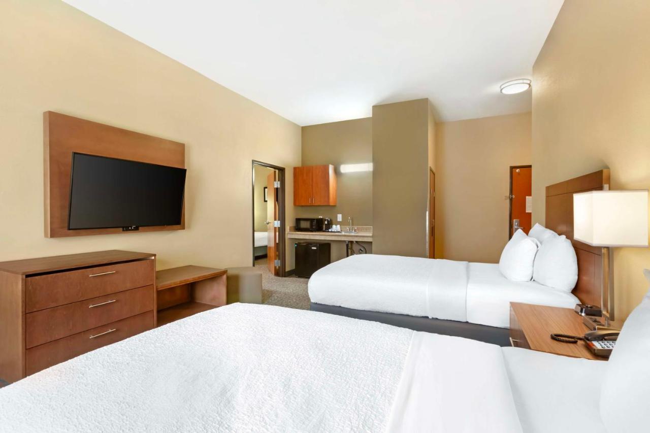 Suite with One King Bed and Two Double Beds at Best Western Plus Surprise-Phoenix NW