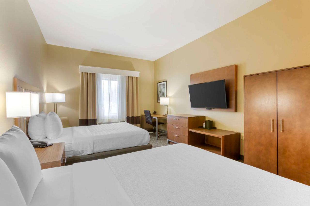 Queen Room with Two Queen Beds - Disability Access at Best Western Plus Surprise-Phoenix NW