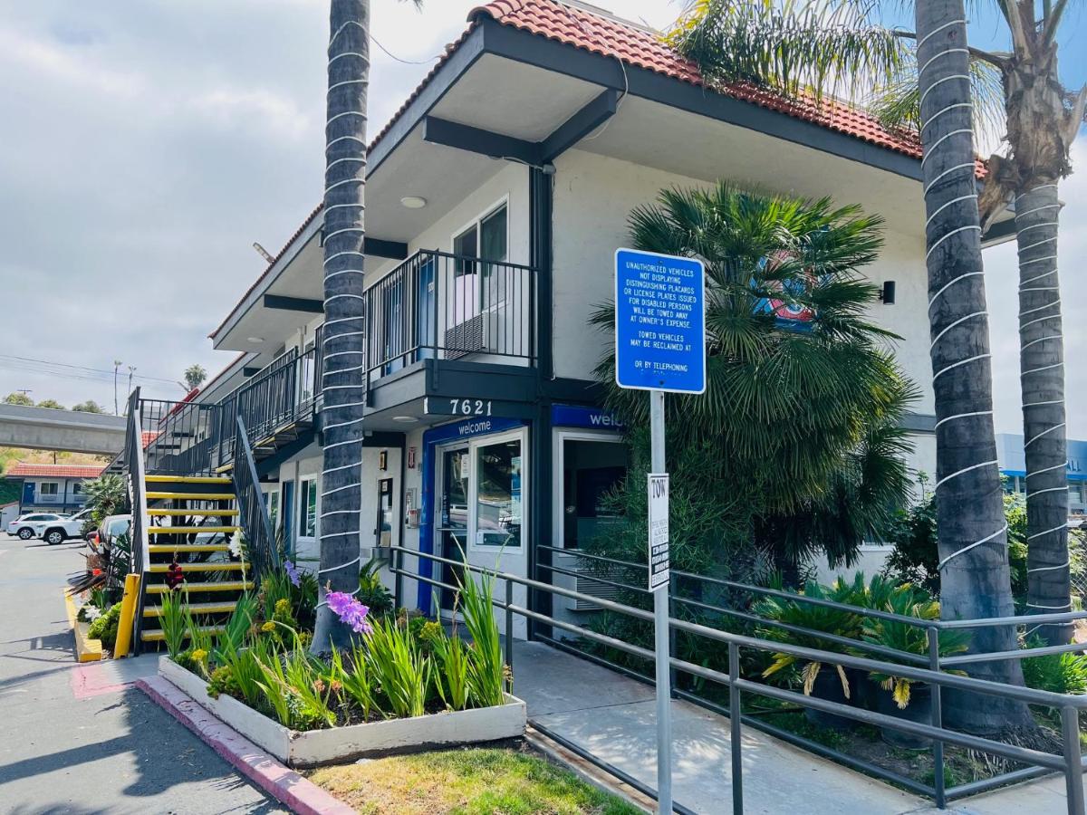 | Motel 6-La Mesa, CA - San Diego