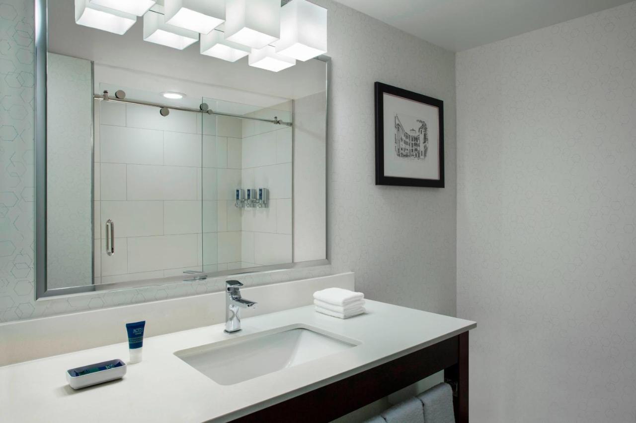 | Four Points by Sheraton Richmond