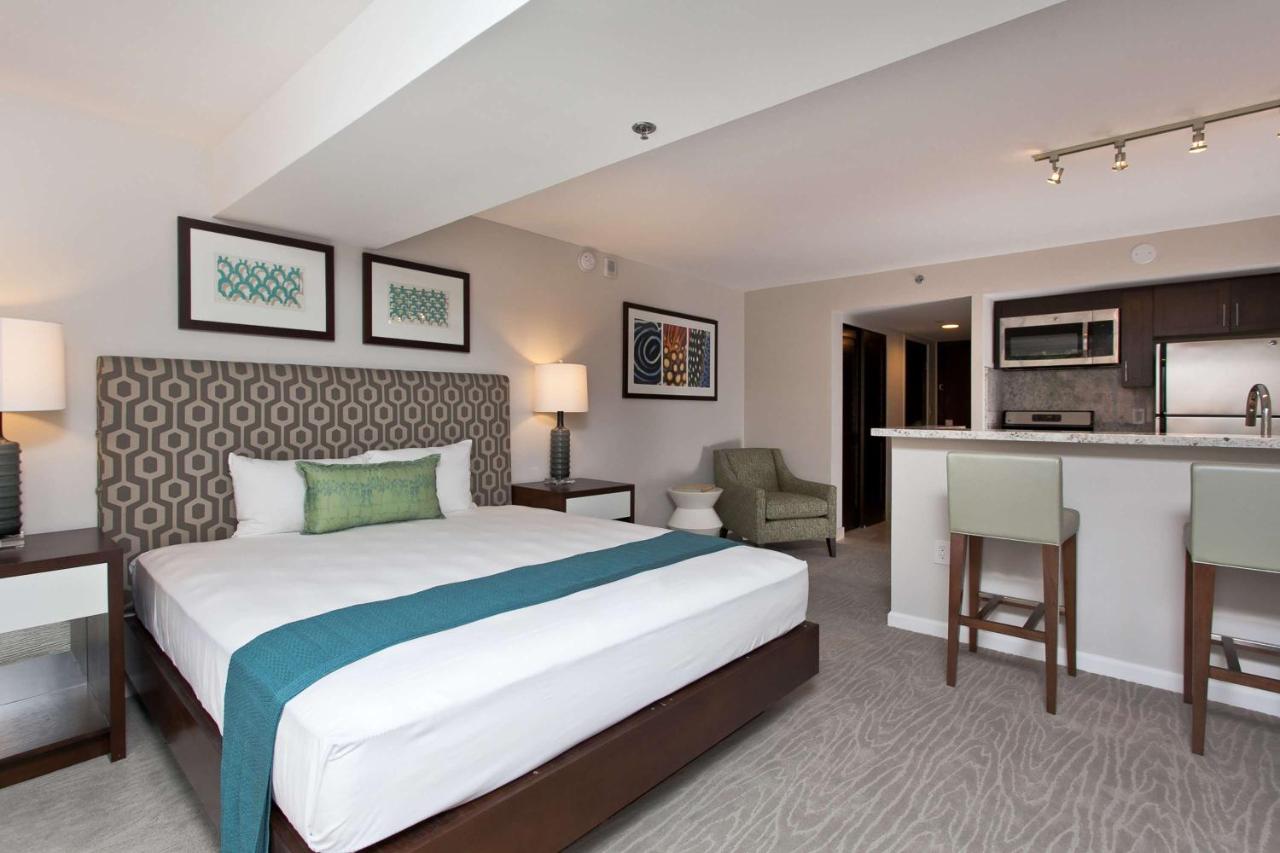 Luxury Junior Suite with Pool View and Kitchen at Ilikai Hotel & Luxury Suites