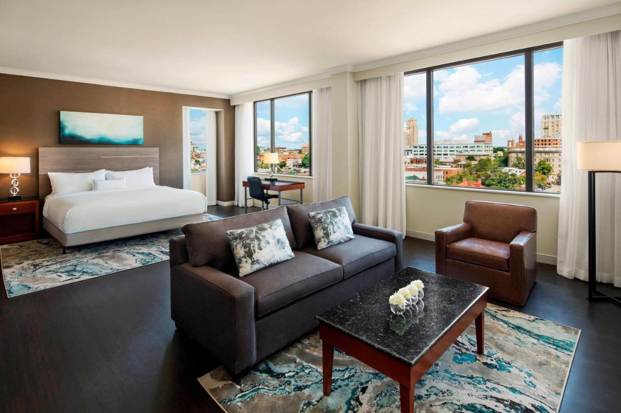 | Delta Hotels by Marriott Richmond Downtown