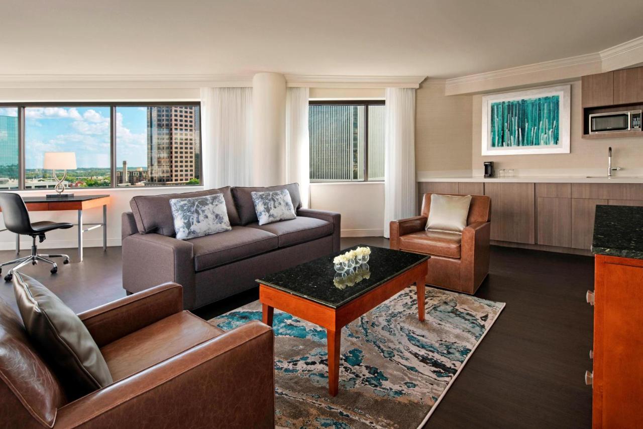 | Delta Hotels by Marriott Richmond Downtown