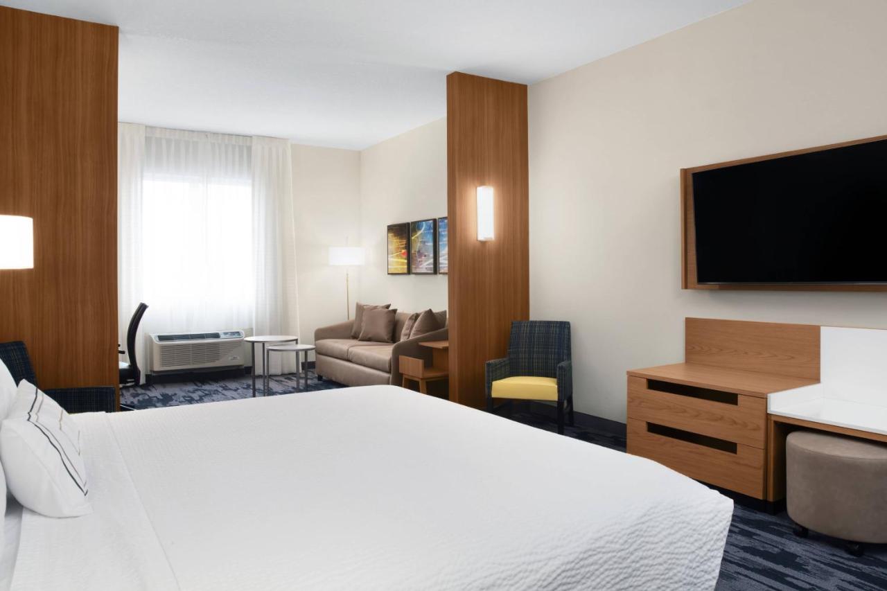 | Fairfield Inn & Suites by Marriott Daytona Beach Speedway/Airport