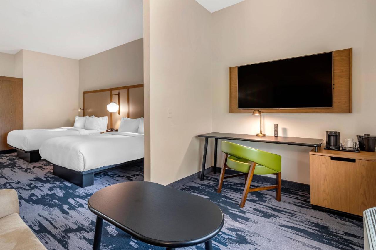 Suite, 2 Queen, Sofa bed at Fairfield Inn & Suites by Marriott Helen