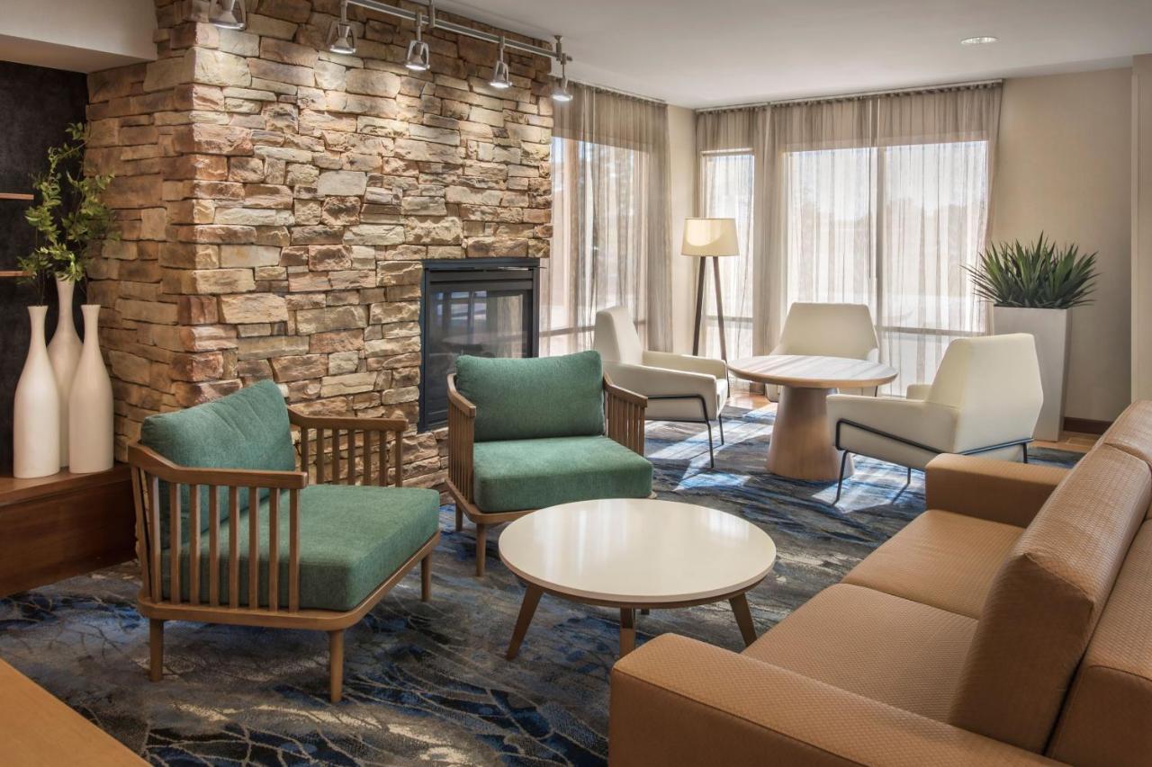 | Fairfield Inn & Suites Watertown Thousand Islands