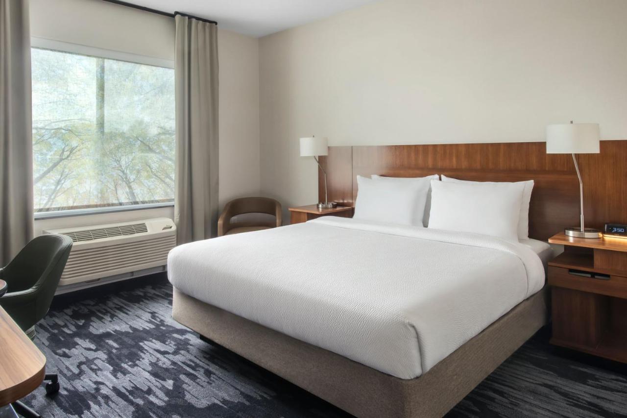 | Fairfield Inn & Suites Watertown Thousand Islands