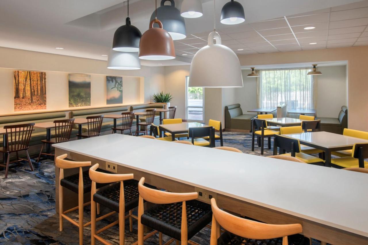 | Fairfield Inn & Suites Watertown Thousand Islands