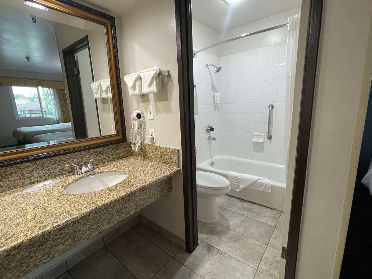 Standard Room, 2 Queen Beds, Non Smoking at Quality Inn Ontario Airport Convention Center