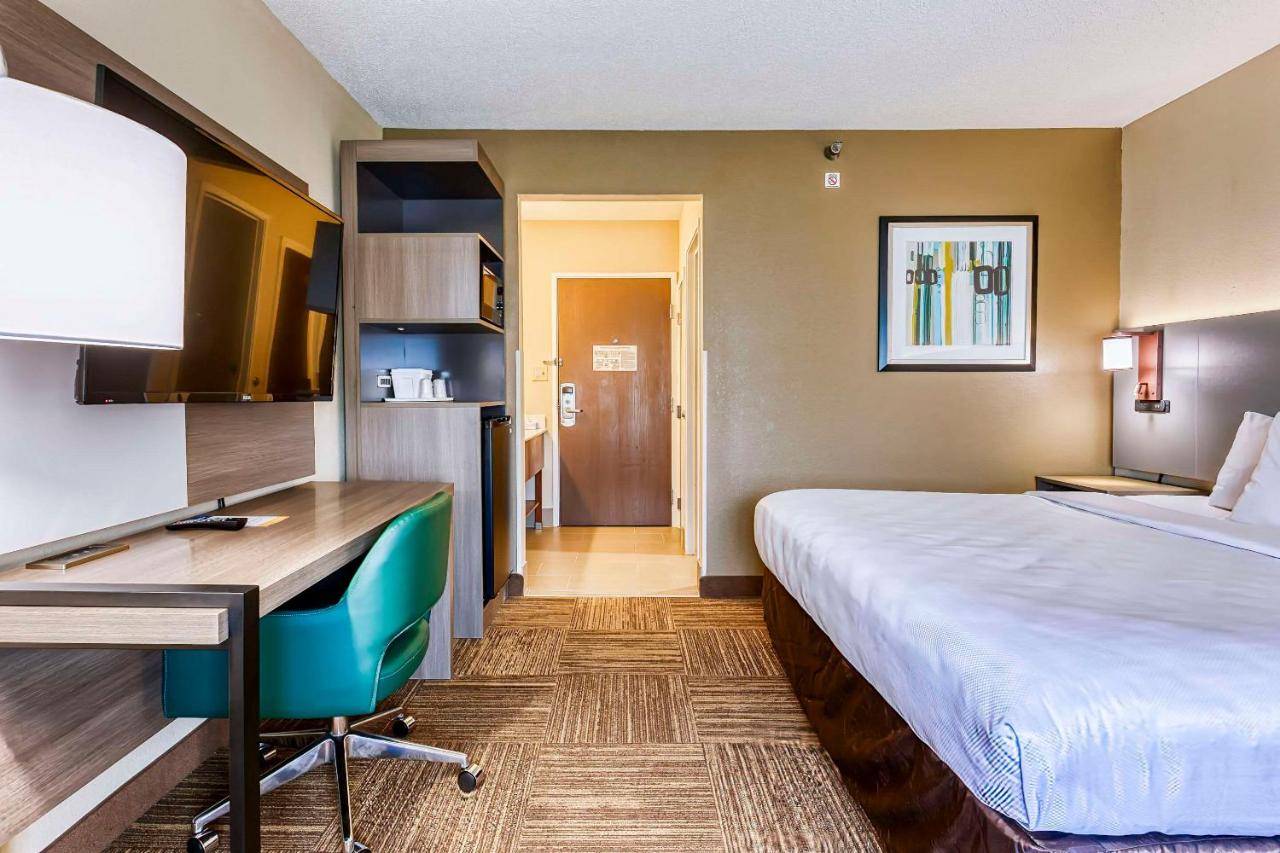 King Room at Comfort Inn Shepherdsville - Louisville South