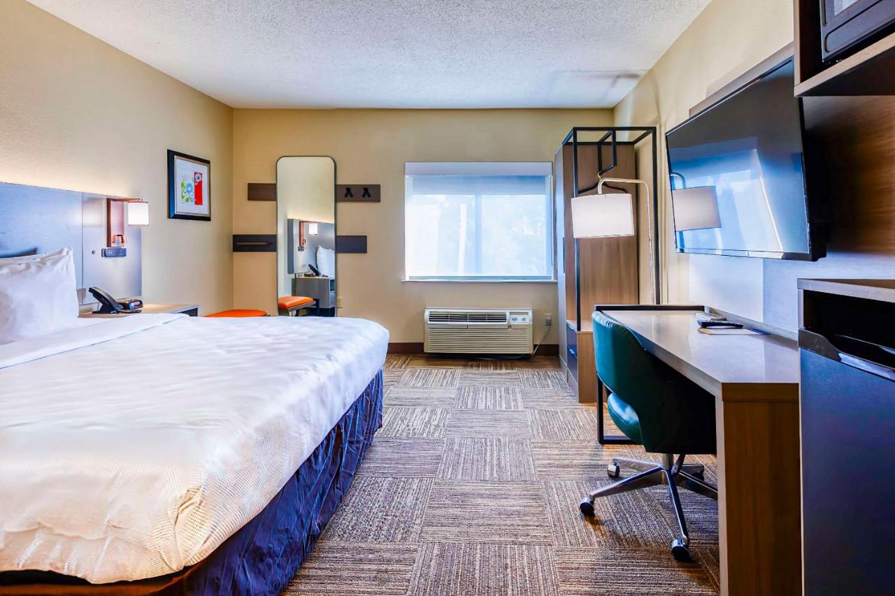 King Room at Comfort Inn Shepherdsville - Louisville South