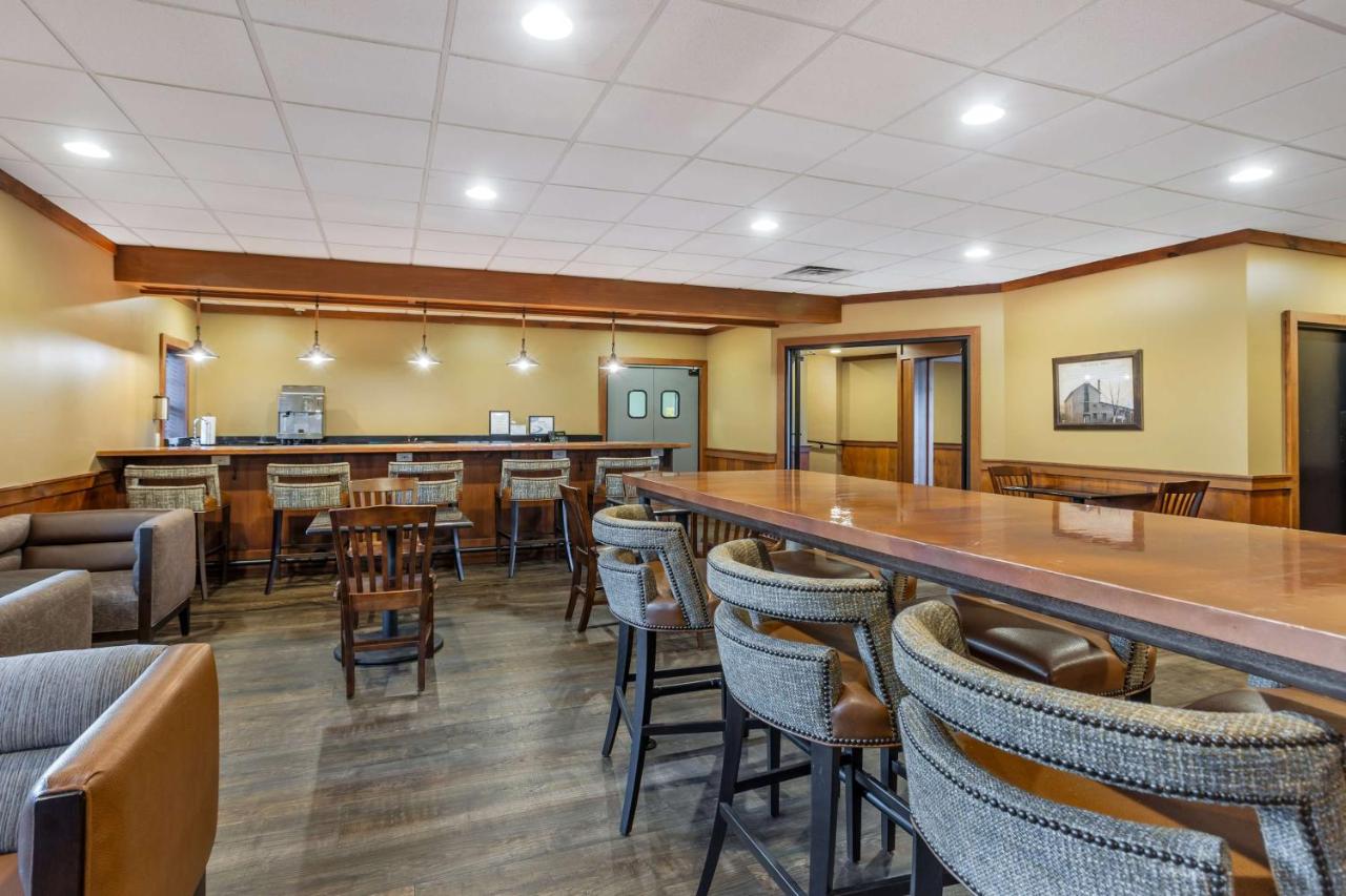 | Best Western Plus Intercourse Village Inn