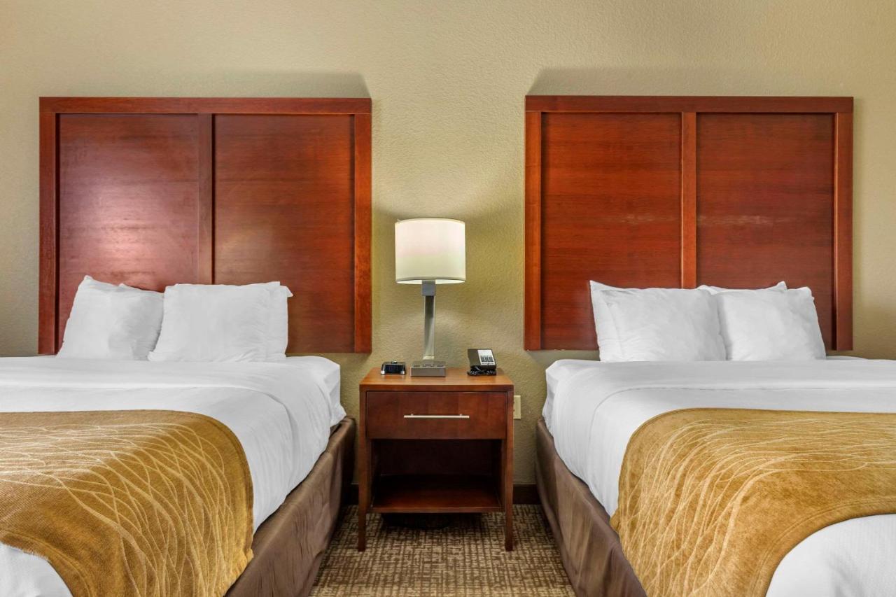 Queen Room with Two Queen Beds - Accessible/Non-Smoking  at Comfort Inn & Suites Mocksville I-40