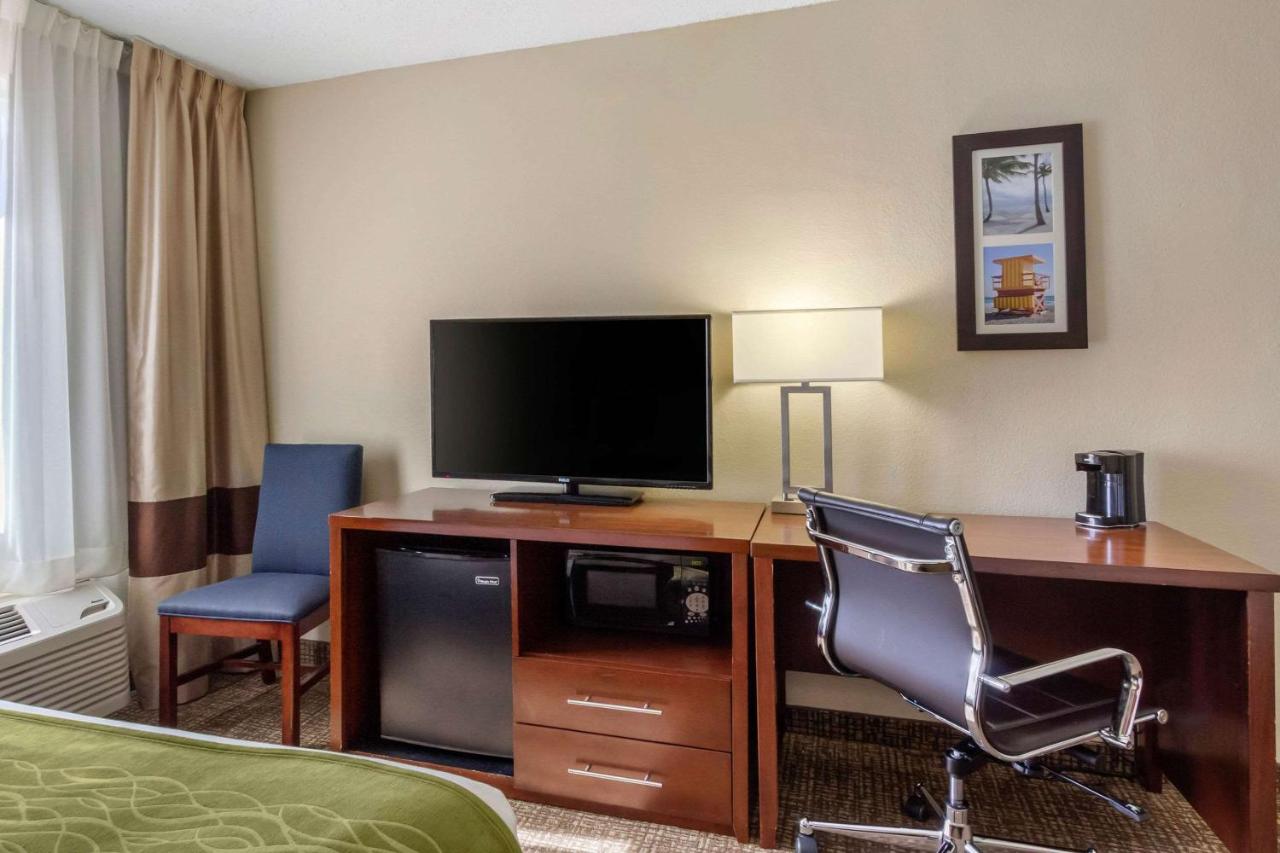 Double Room with Two Double Beds - Non-Smoking at Comfort Inn St Petersburg North
