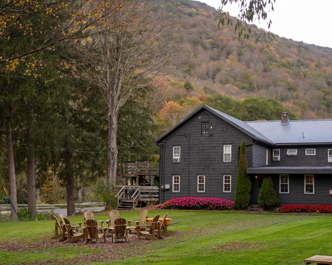 | Catskill Seasons Inn