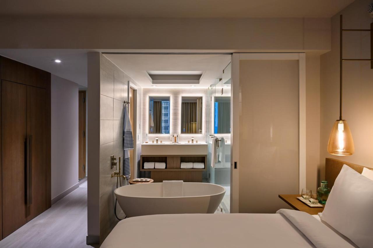 | Amrit Ocean Resort & Residences Singer Island