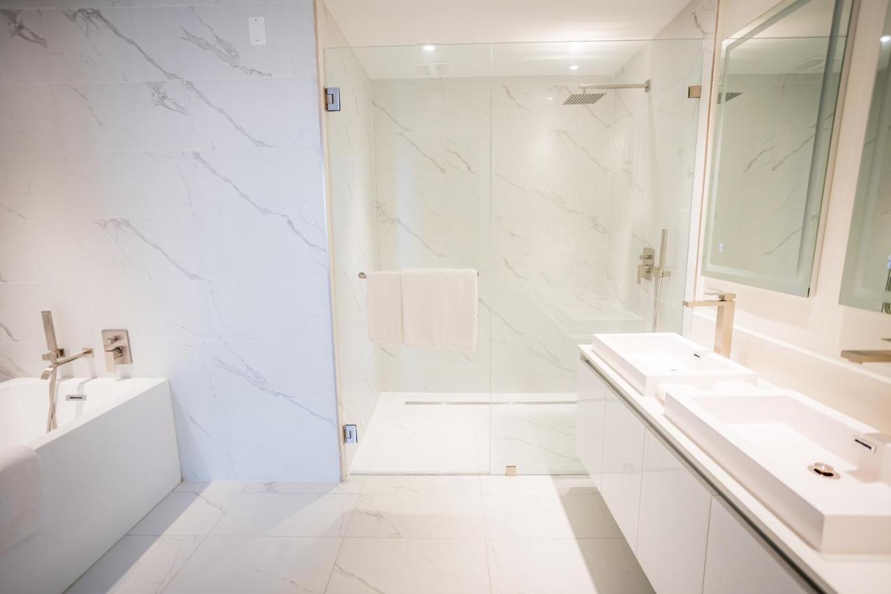 | Amrit Ocean Resort & Residences Singer Island