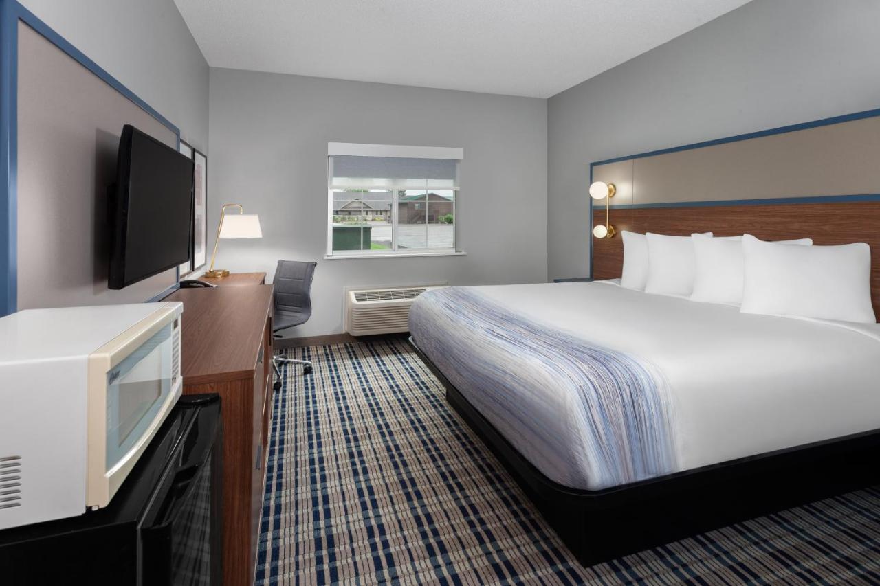 King Room - Non-Smoking at Super 8 by Wyndham Eagle River