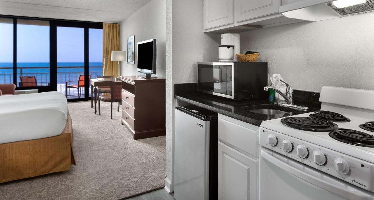 Queen Room with Two Queen Beds - Non-Smoking at Best Western Ocean Sands Beach Resort