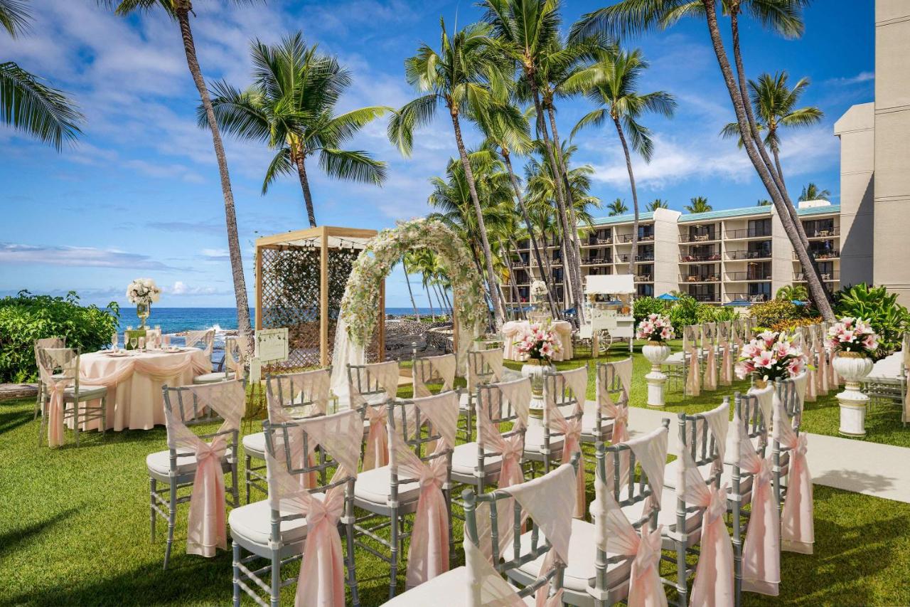 | Aston Kona By The Sea