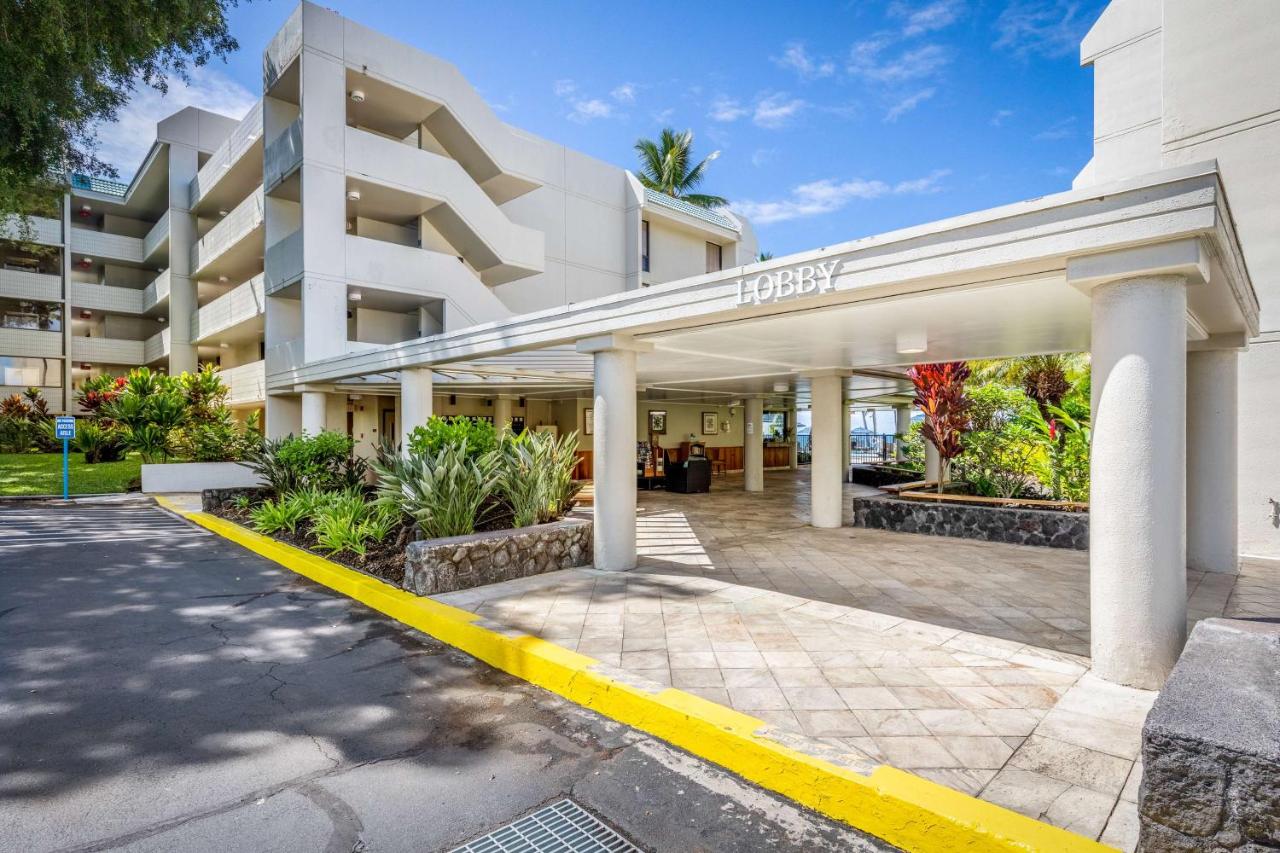 | Aston Kona By The Sea
