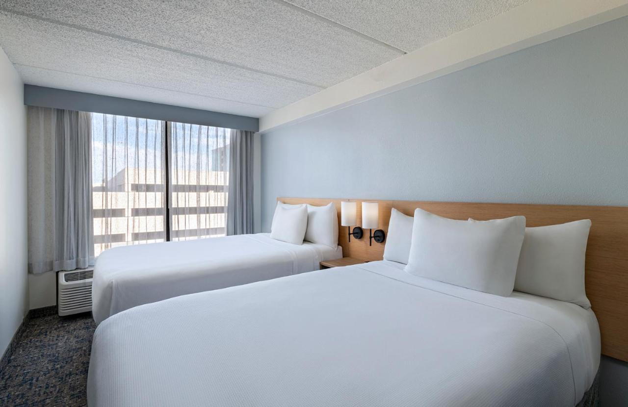 Guestroom 2 Doubles at Hyatt Place Austin The Domain Area