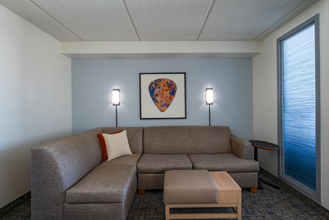 Guestroom 2 Doubles at Hyatt Place Austin The Domain Area